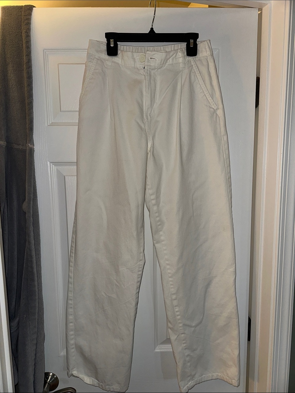 Aeropostale Women's Straight-Leg White 50% Cotton Pants